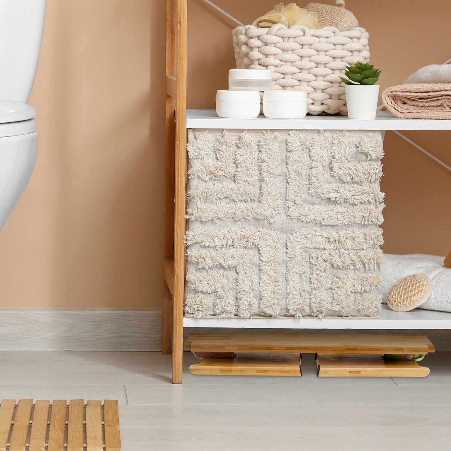 Badhocker mit Ablage aus Bambus Holz 40×25cm