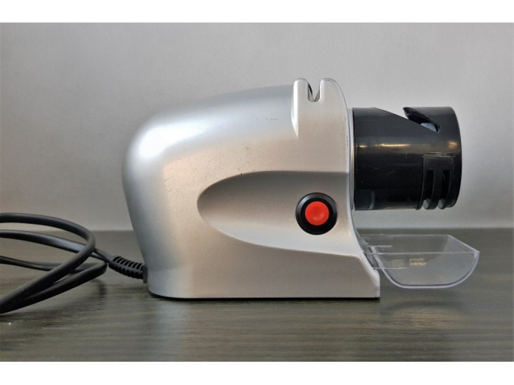 Seitenansicht des elektrischen Messerschärfers EKW1053 mit rotem Schalter