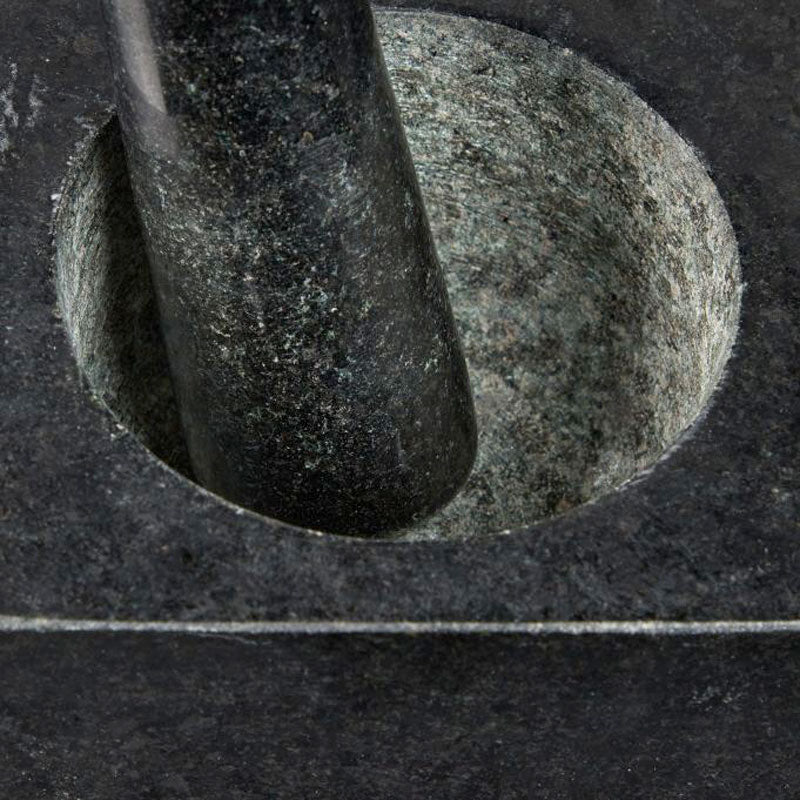 Eckiger MÖRSER mit Stössel aus Granit Stein Ø11cm